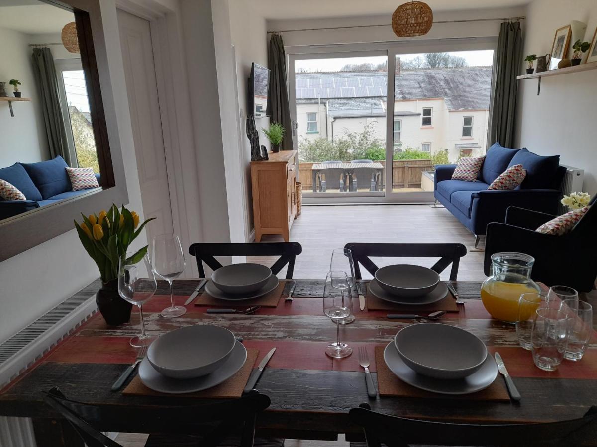 High Tide - 2 Bed Sunny Holiday Home Near Beach With Garden And Parking Ком-Мартин Экстерьер фото